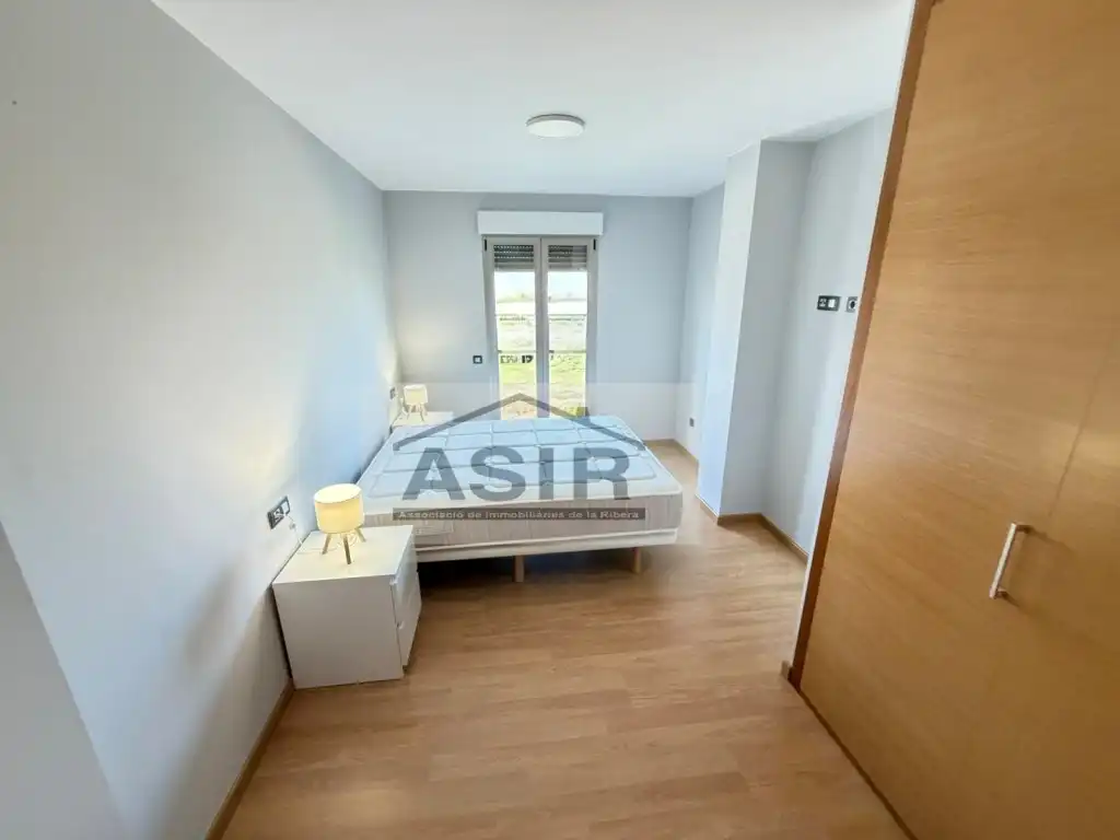 Bedroom of Flat for rent in Alzira  with Air Conditioner