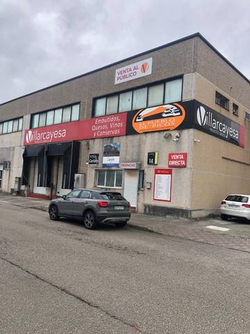 Nave industrial en Venta en Calle Gutiérrez Solana en Maliaño