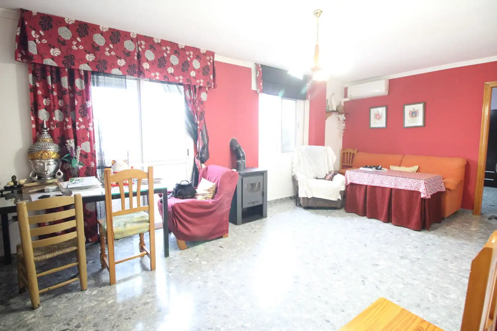 Schlafzimmer von Maisonette zum Verkauf in Alozaina mit Klimaanlage und Möbliert