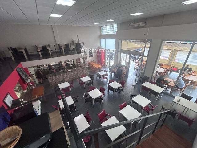 Local comercial en Alquiler en setze de juliol en Sa Indioteria Urbà