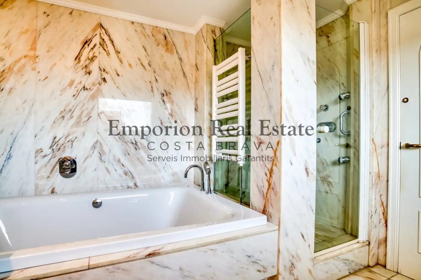 Bathroom of Flat for rent in Palamós  with Air Conditioner, Terrace and Furnished