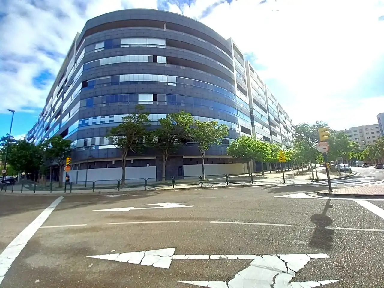 Vista exterior de Local de alquiler en Zaragoza