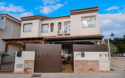 Exterior view of Single-family semi-detached for sale in Los Alcázares  with Terrace and Balcony
