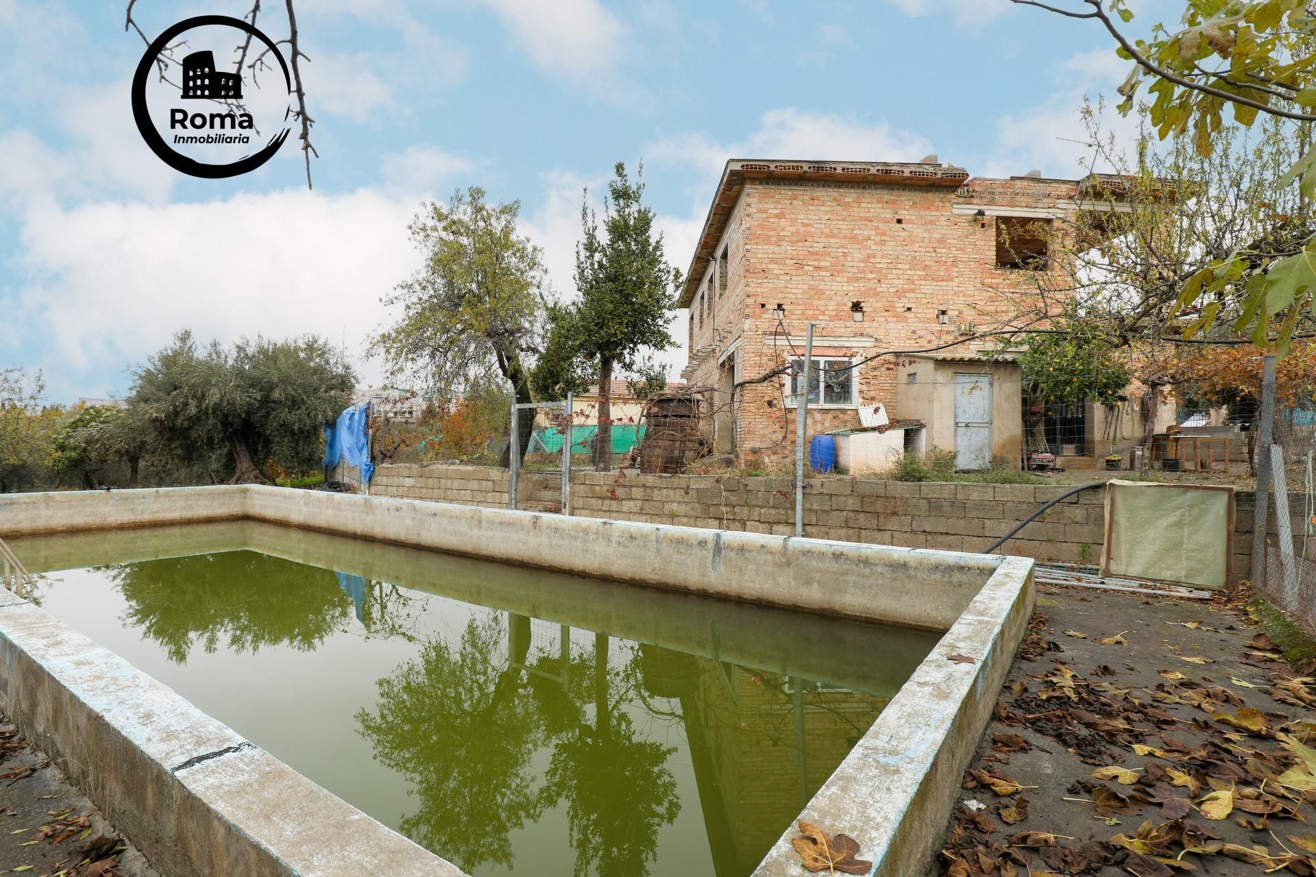 Swimming pool of Country house for sale in Gójar