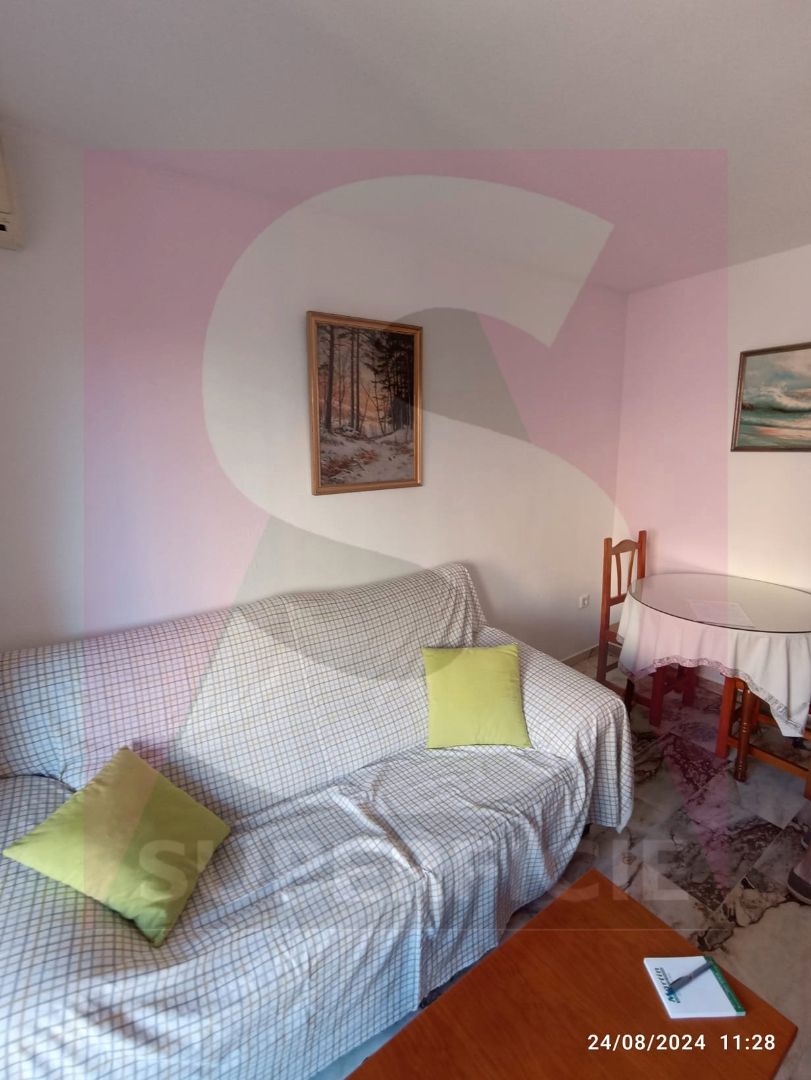 Bedroom of Flat to rent in Badajoz Capital  with Air Conditioner, Heating and Furnished
