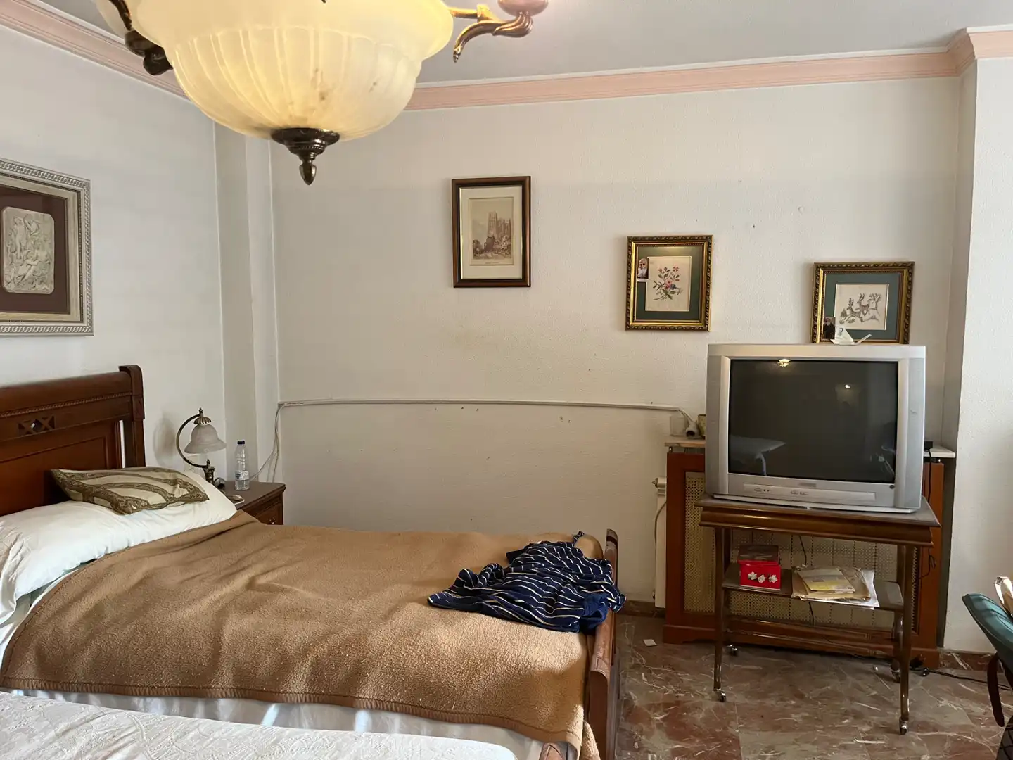 Dormitori de Pis en venda en Granada