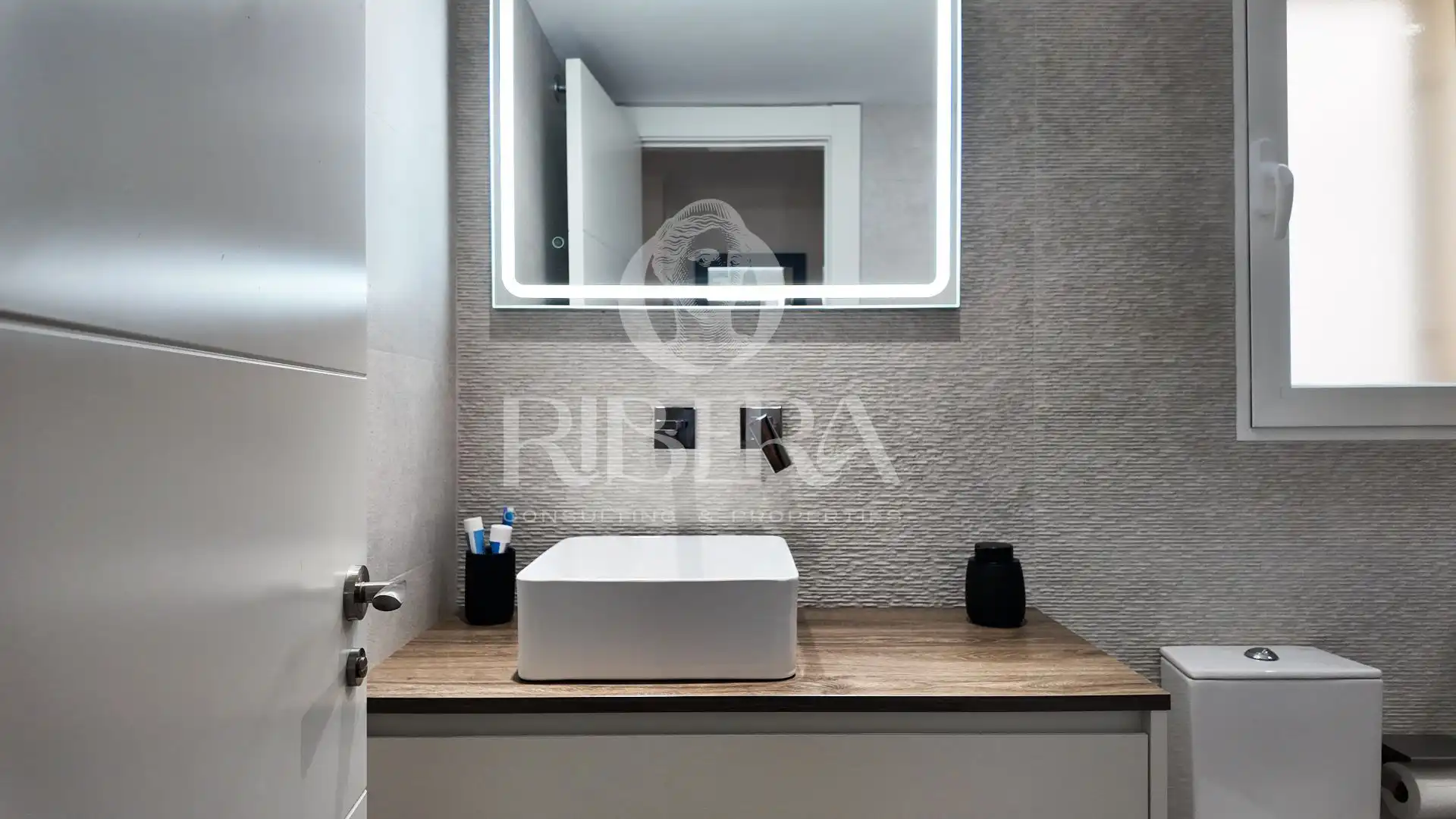 Baño de Piso de alquiler en Massanassa con Aire acondicionado, Calefacción y Terraza