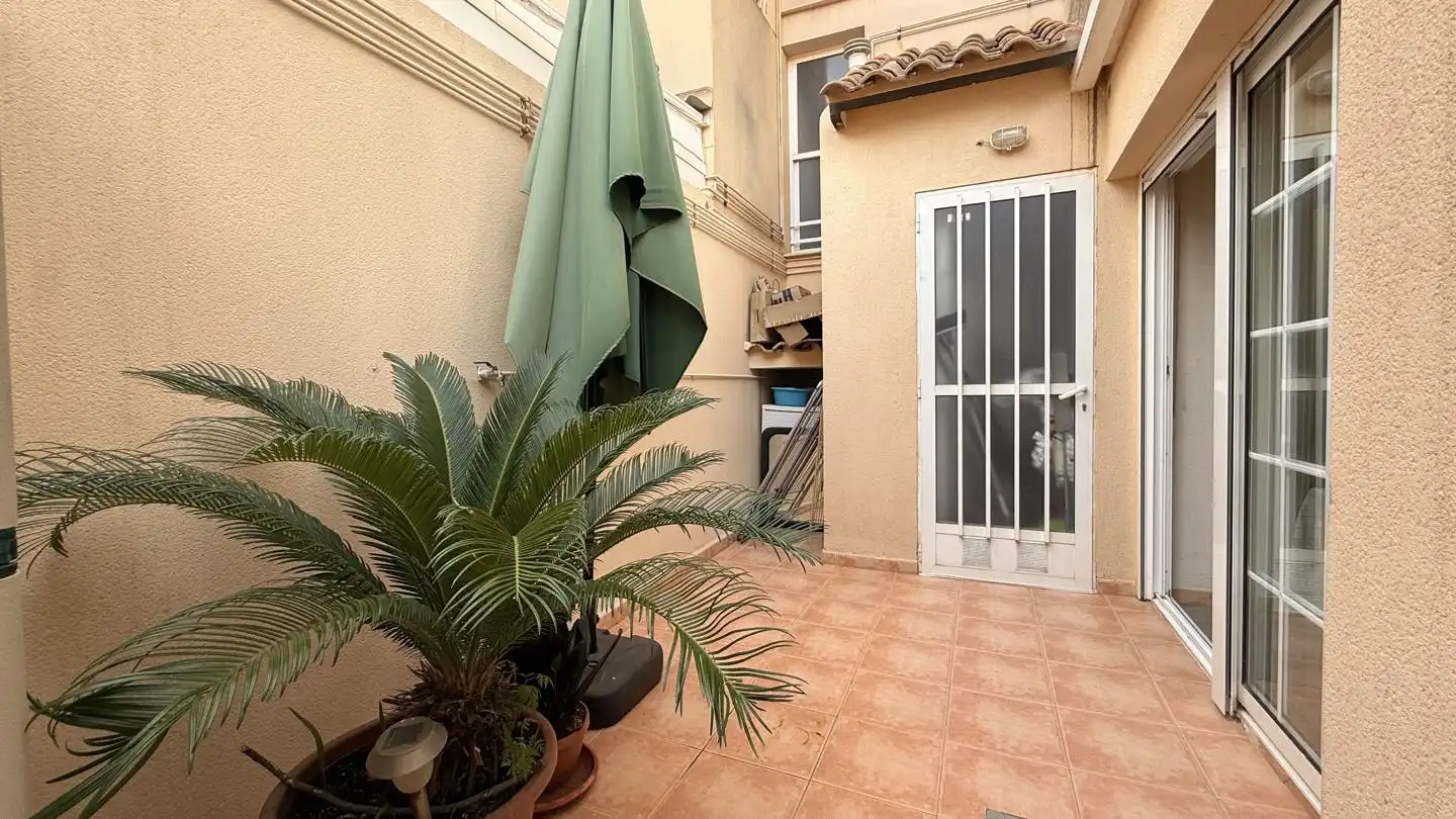 Balcony of Ground floor for sale in Cartagena  with Air Conditioner, Heating and Private garden