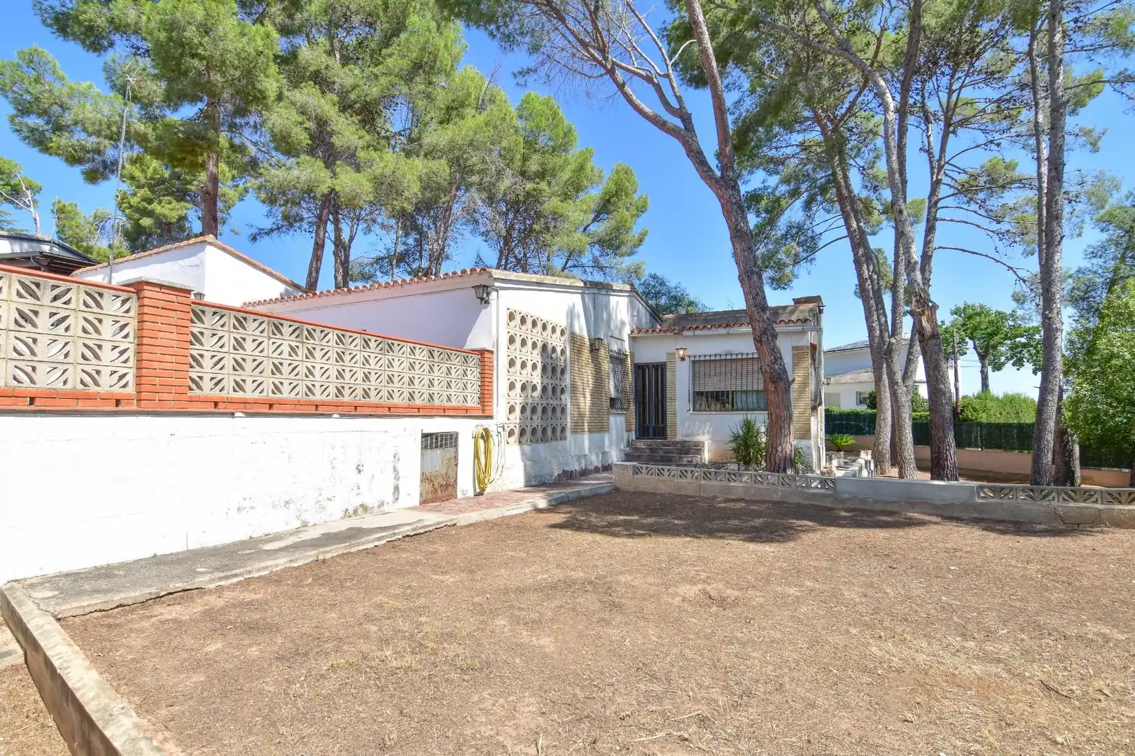 Vista exterior de Casa o chalet en venta en Montserrat con Aire acondicionado, Calefacción y Trastero