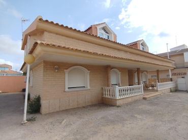 Villa avec balcon à vendre à Avenida Avenida Progreso