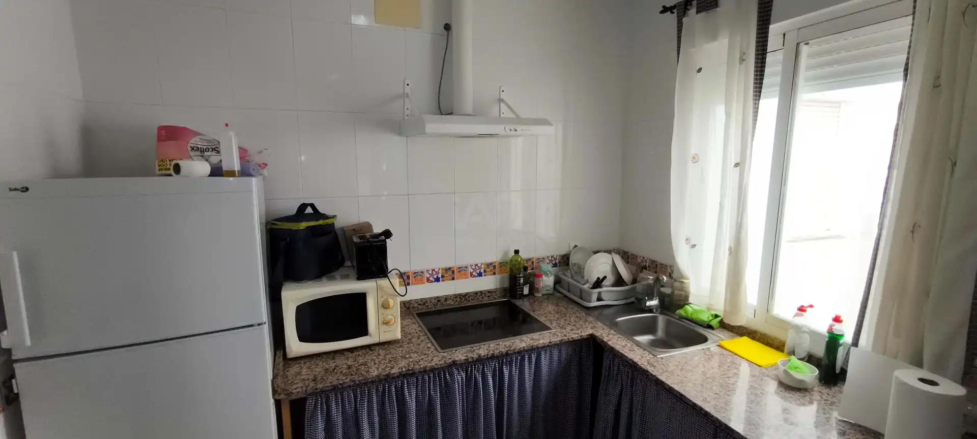 Küche von Wohnung zum Verkauf in San Silvestre de Guzmán mit Klimaanlage, Heizung und Terrasse