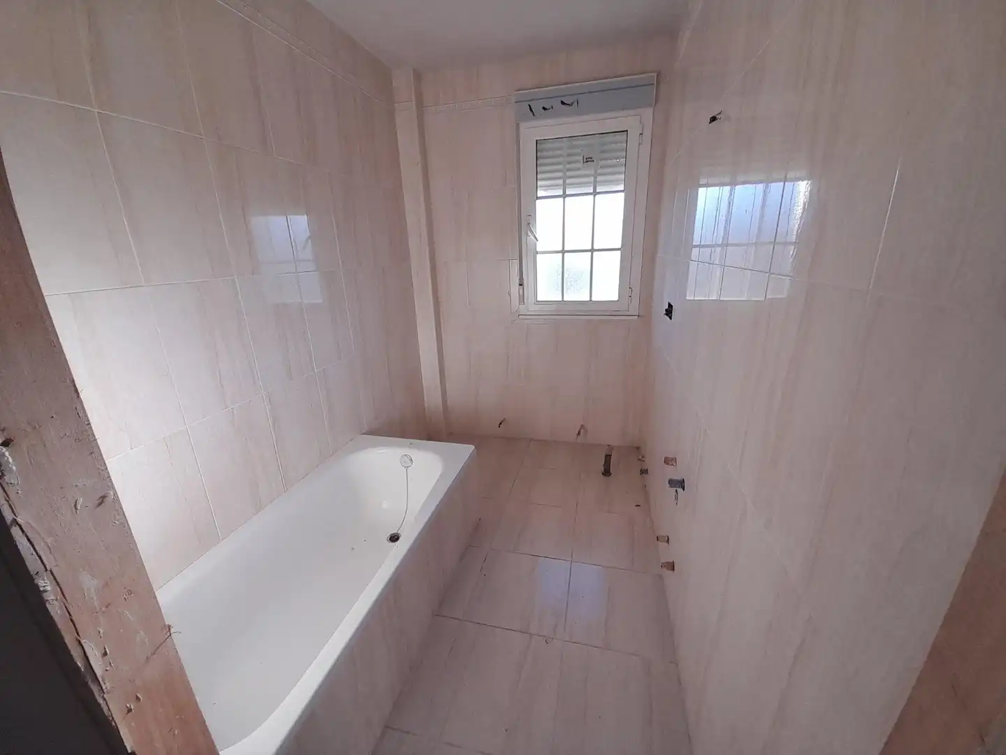 Bathroom of Detached homes for sale in Carracedelo