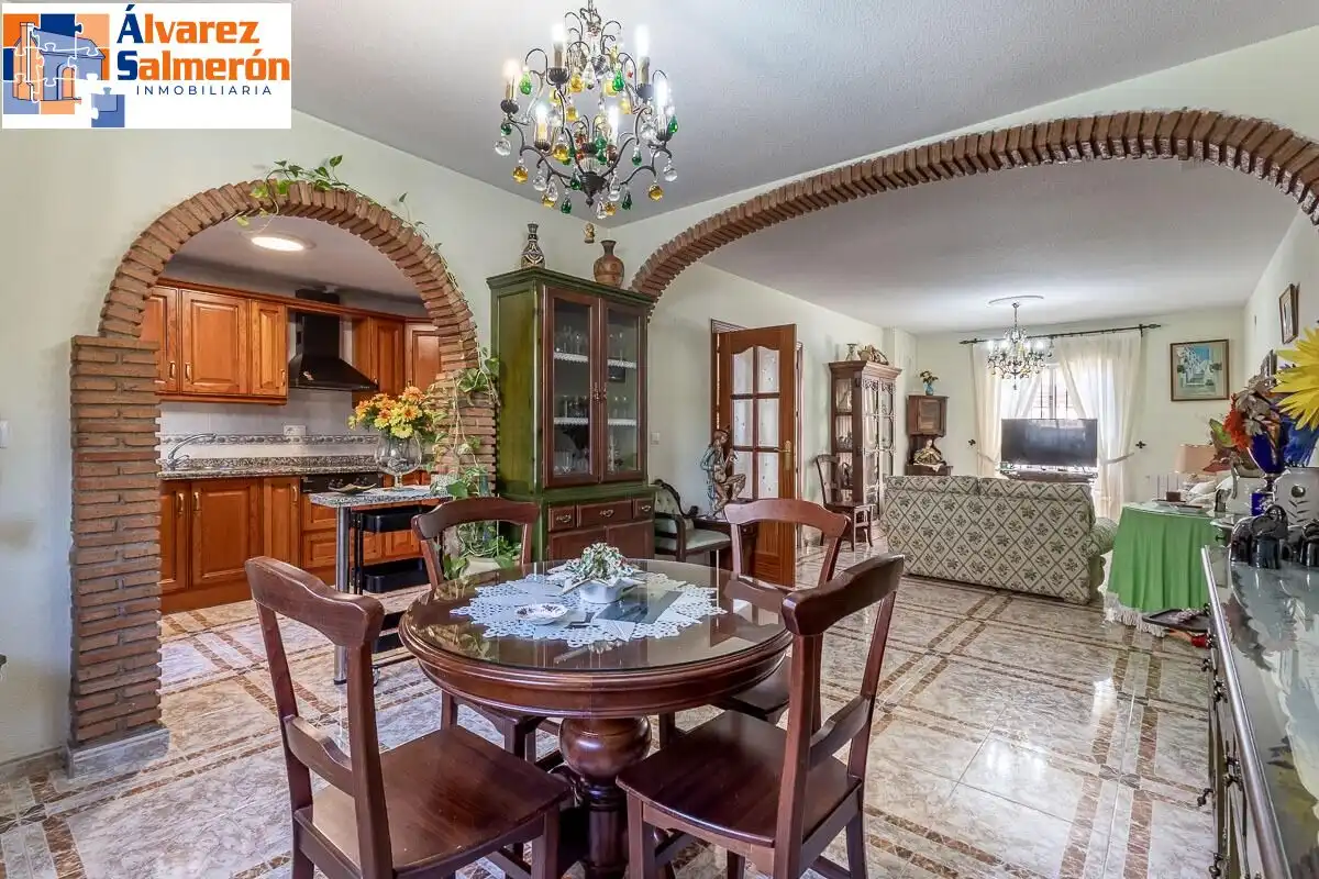 Casa con piscina en venta en Ogíjares, imagen 8
