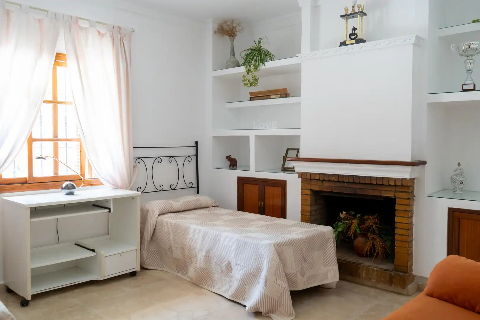 Dormitori de Casa o xalet en venda en Sanlúcar de Barrameda amb Jardí privat
