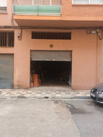 Local comercial en Venta en Calle Miguel López de Legazpi en Industria