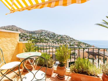 Villa con balcone in vendita a Altea Hills