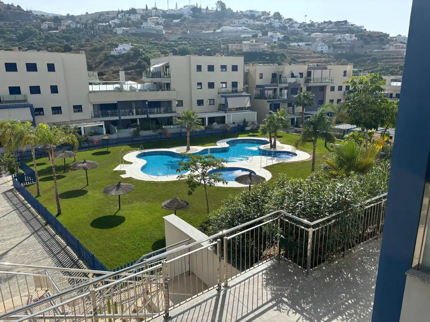 Swimming pool of Flat for rent in Almuñécar  with Air Conditioner, Heating and Terrace