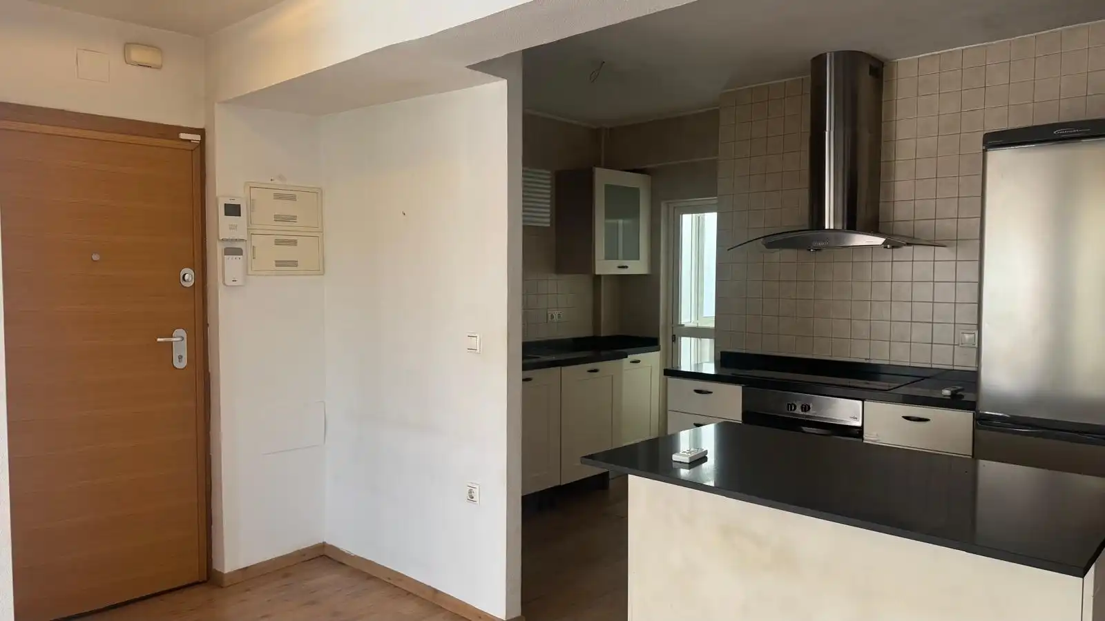 Cuina de Pis en venda en Cartagena amb Aire condicionat, Balcó i Alarma