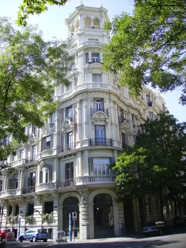 Vista exterior de Pis en venda en Madrid amb Aire condicionat, Calefacció i Moblat