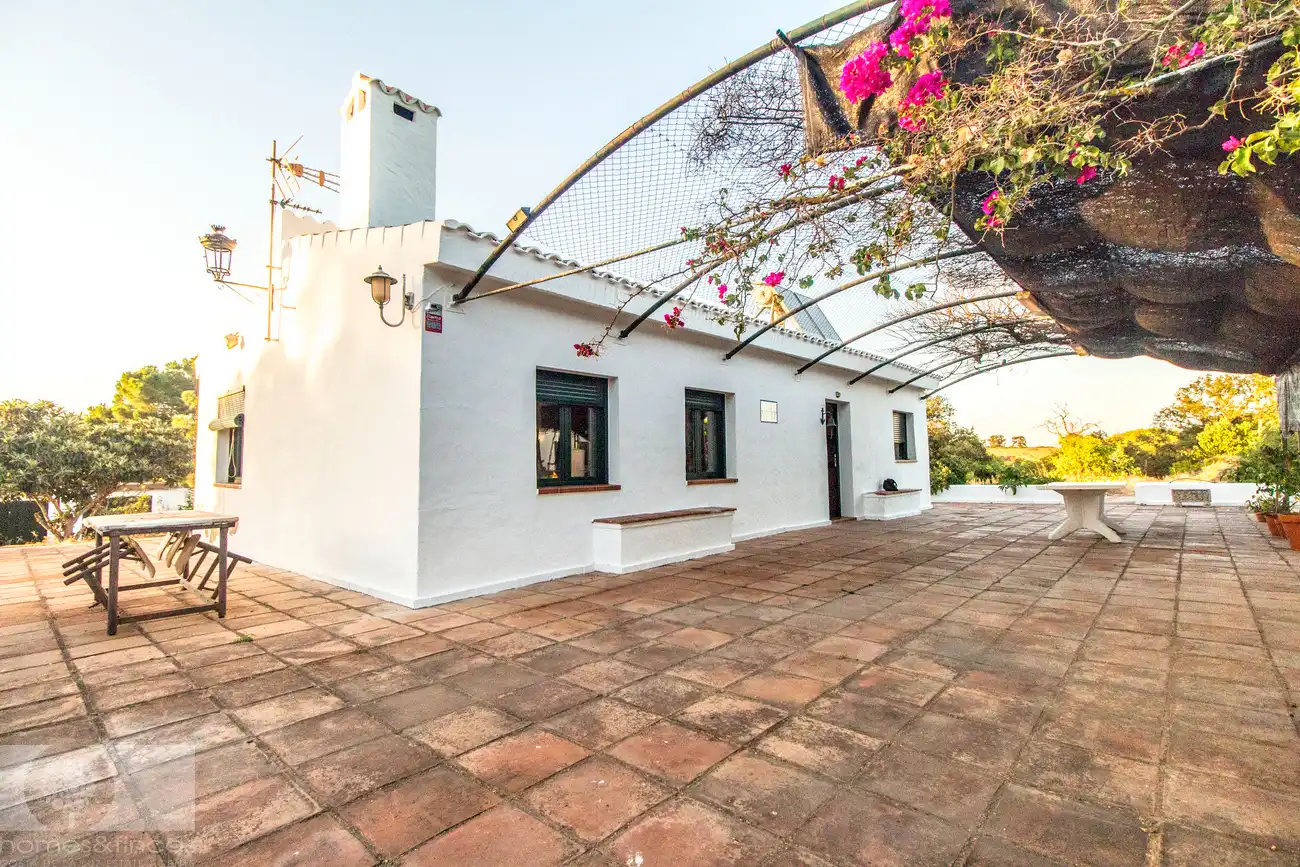 Außenansicht von Country house zum Verkauf in Ayamonte mit Schwimmbad und Möbliert