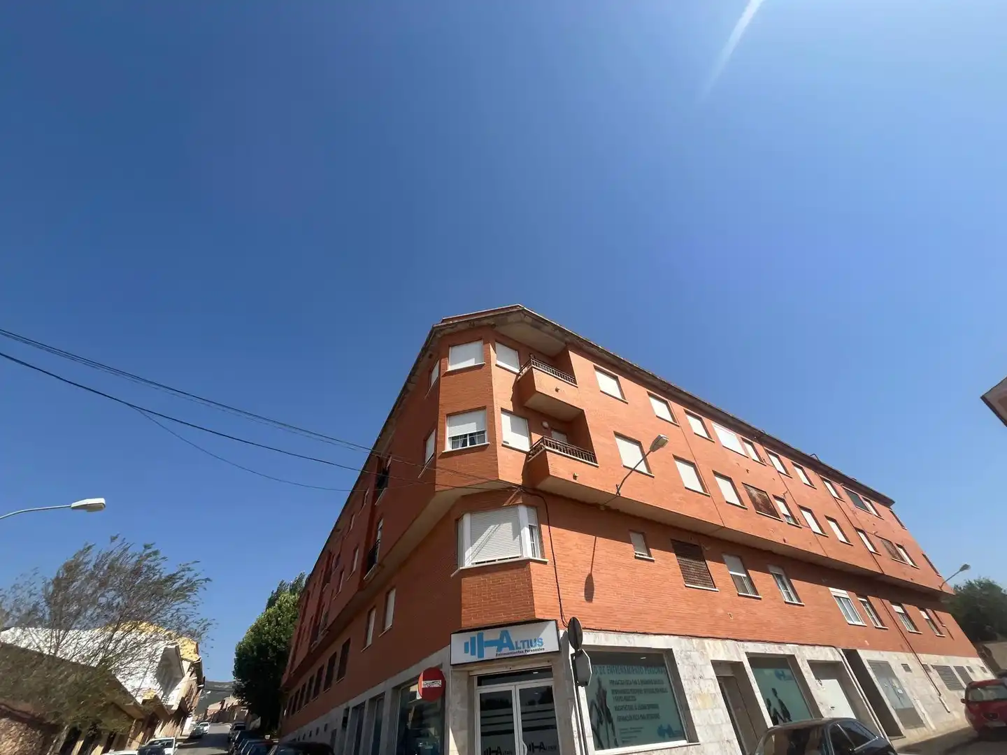Vista exterior de Planta baja en venta en Villarrubia de los Ojos con Calefacción, Terraza y Amueblado