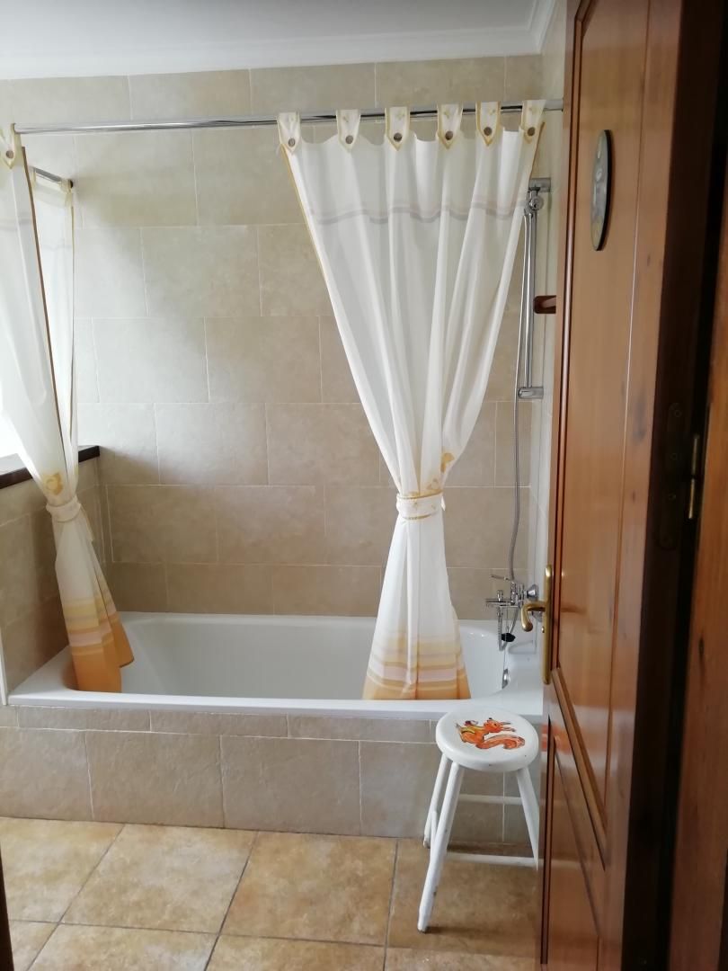 Bathroom of Country house for sale in Montferrer i Castellbò  with Heating