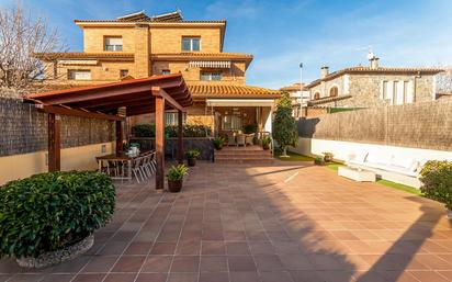 Garden of Single-family semi-detached for sale in Cardedeu  with Air Conditioner, Heating and Private garden