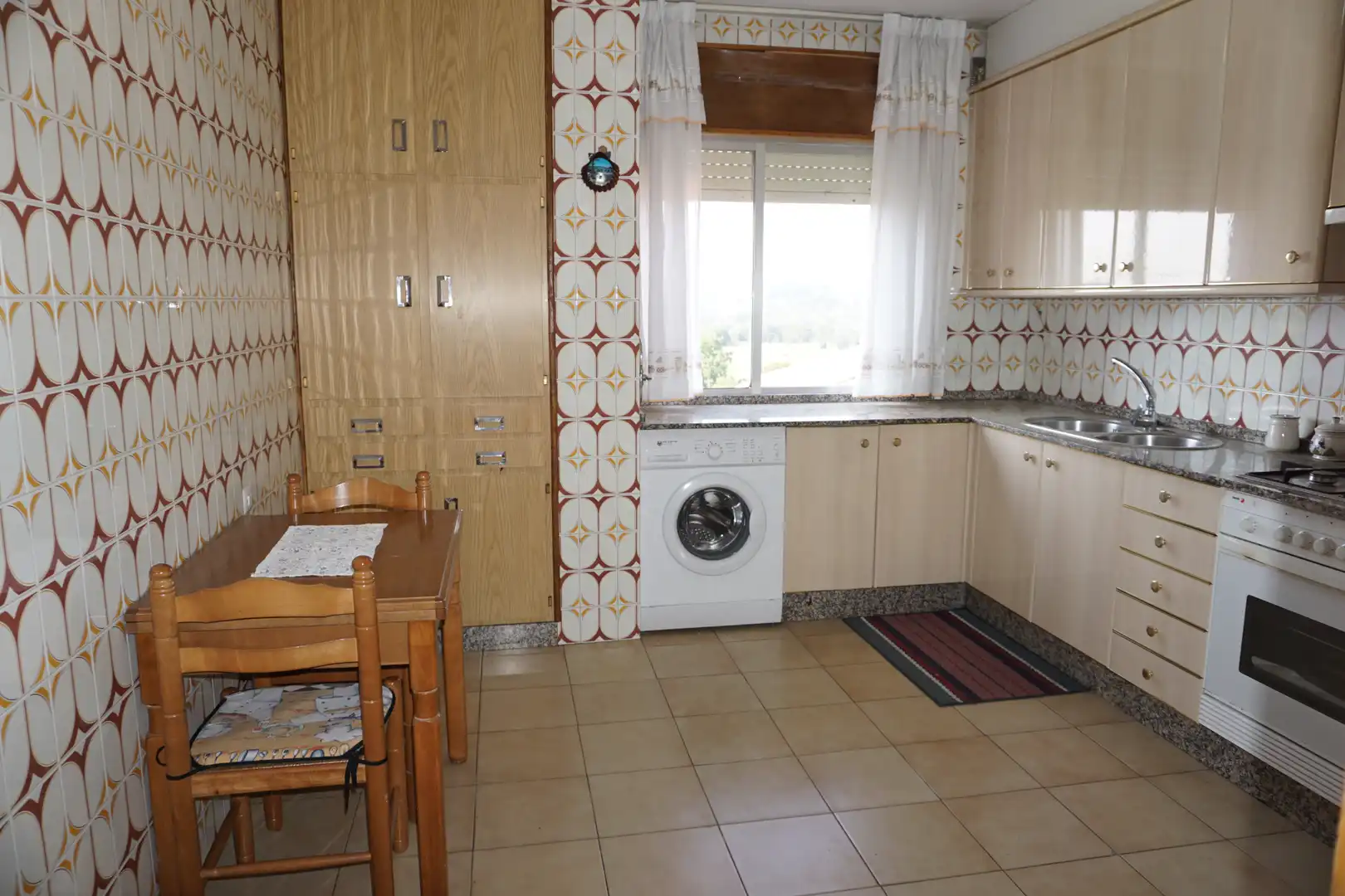 Cocina de Piso en venta en Monterroso con Amueblado, Horno y Balcón