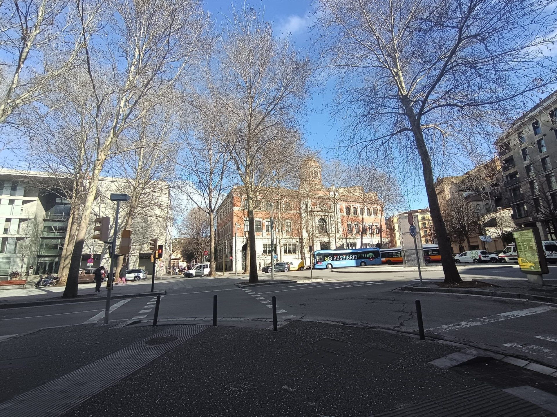 Vista exterior de Piso en venta en Girona Capital con Aire acondicionado, Calefacción y Balcón