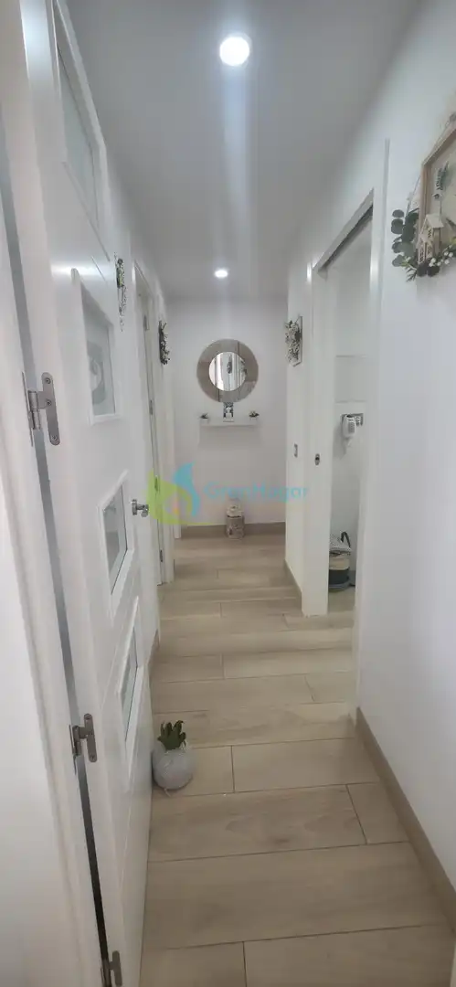 Flat for sale in Sevilla  with Furnished and Balcony