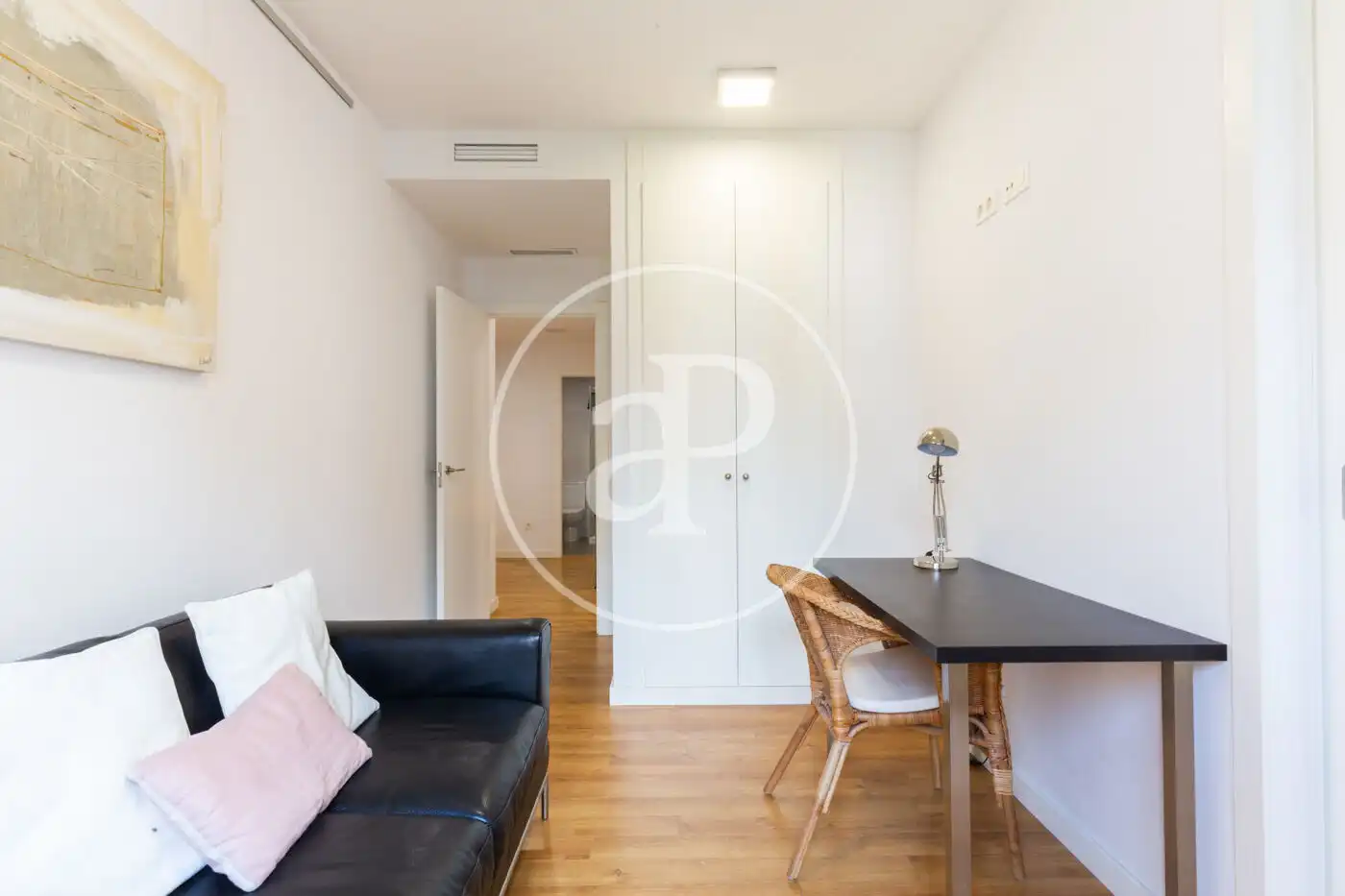 Bedroom of Flat for rent in Valencia  with Air Conditioner, Heating and Furnished
