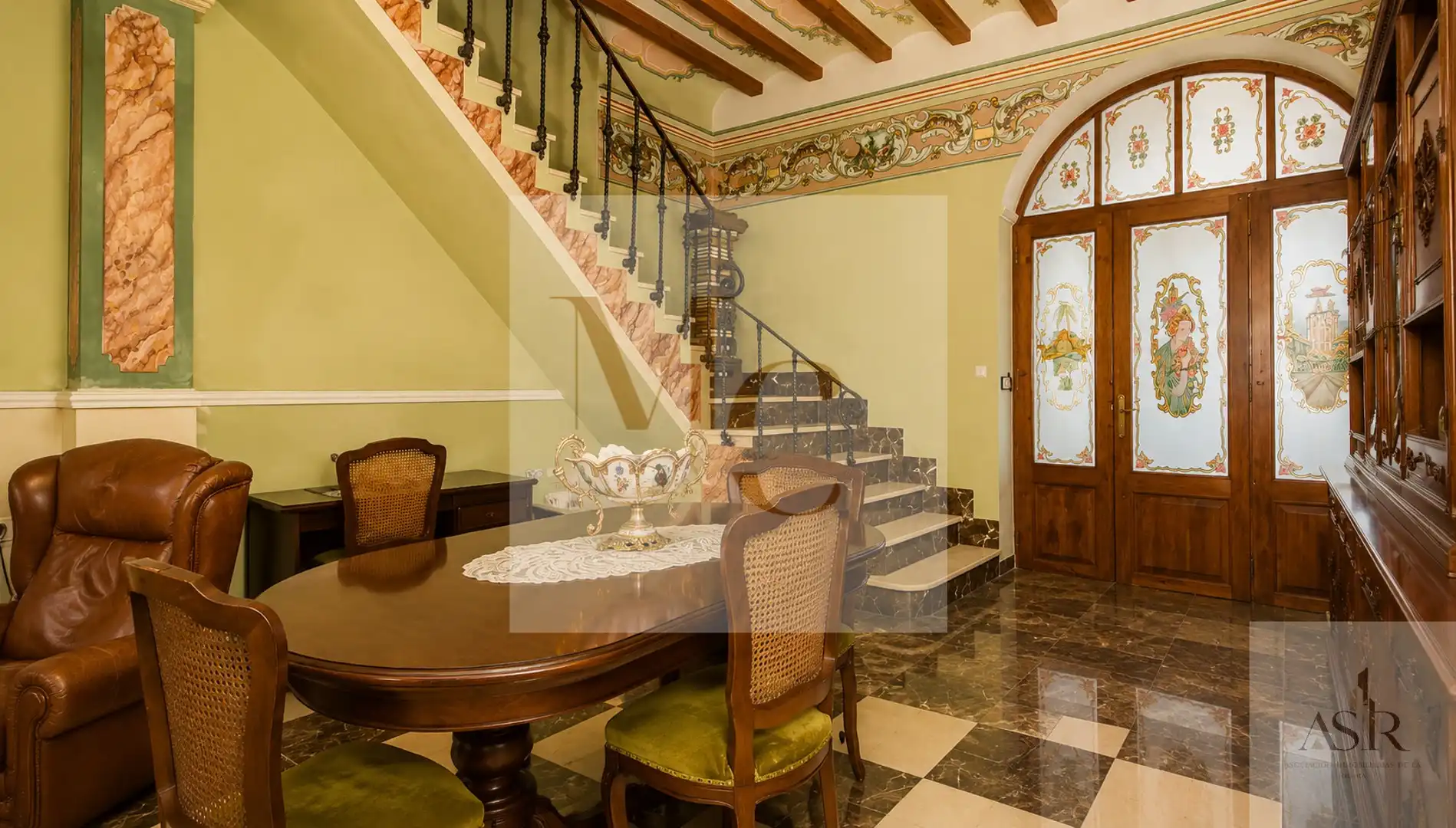 Dining room of Houses for sale in Silla  with Storage room
