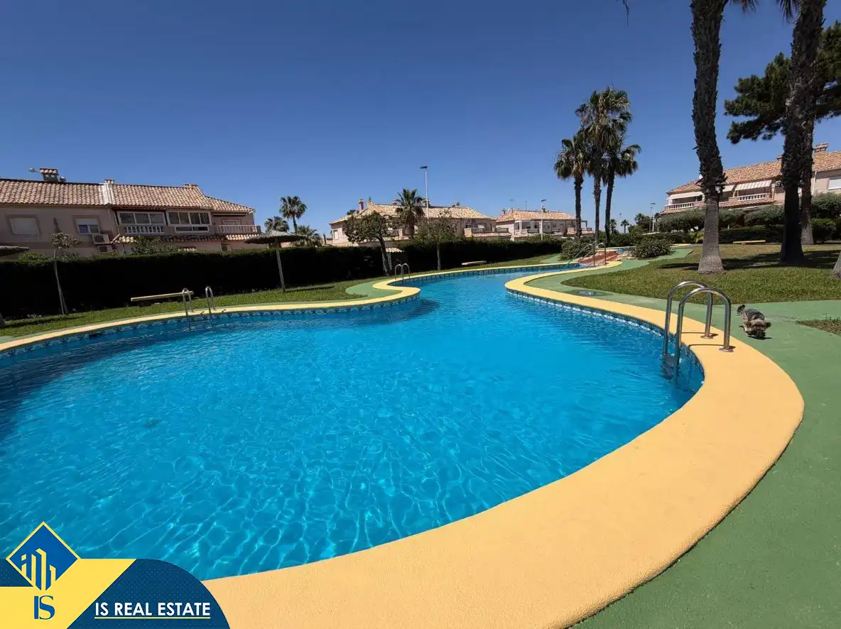 Bungalow amb piscina en venda a Nueva Torrevieja - Aguas Nuevas, imagen 27