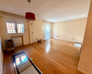 Living room of Duplex for sale in Segovia Capital  with Heating, Storage room and Balcony