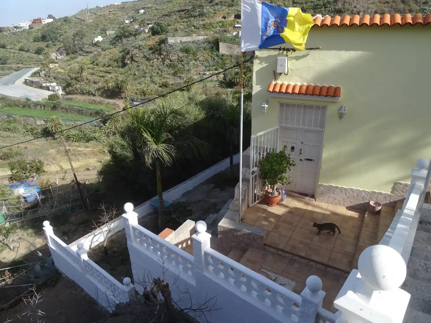Vista exterior de Casa o xalet en venda en Telde amb Terrassa