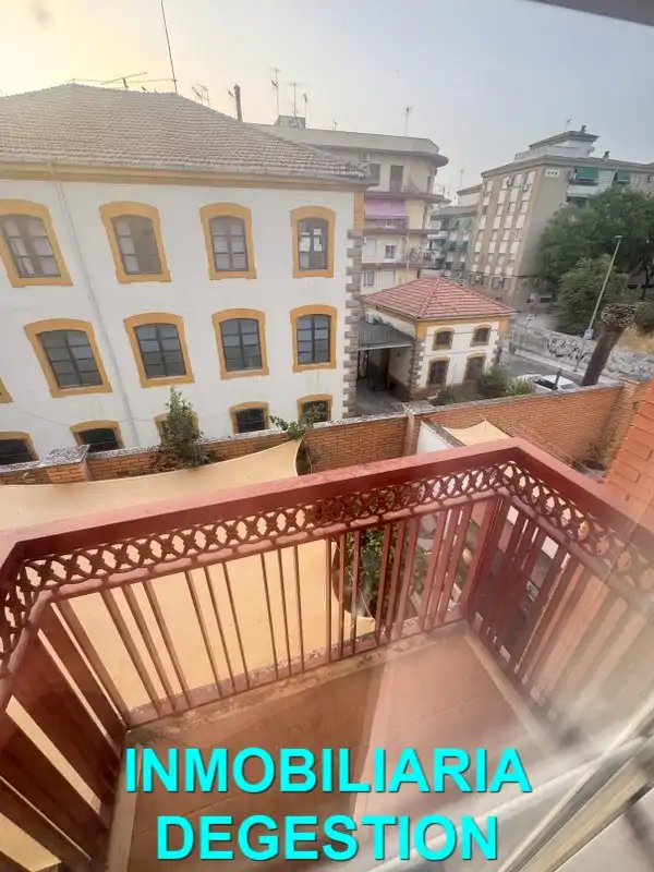 Terrasse von Wohnung zur Miete in Linares mit Klimaanlage, Heizung und Möbliert