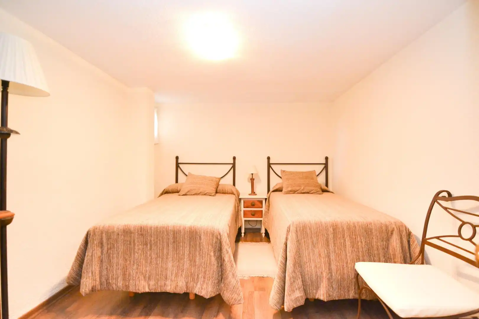Bedroom of Houses for sale in Villanueva de la Cañada  with Air Conditioner, Private garden and Terrace