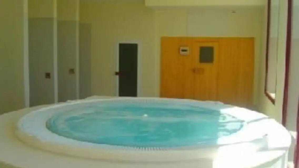 Swimming pool of Houses for sale in Benahavís  with Air Conditioner, Private garden and Terrace