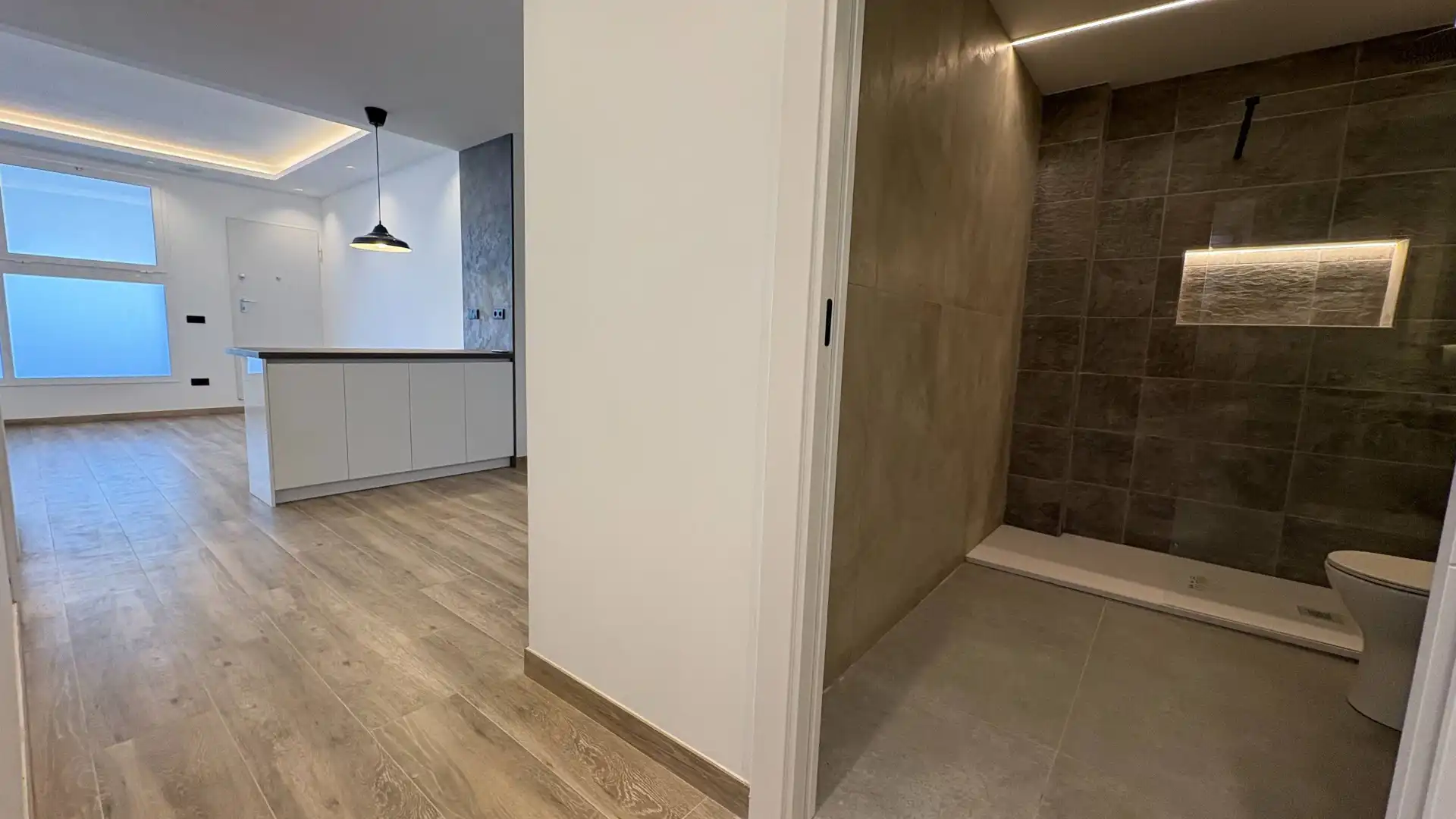 Wohnung zur Miete in Aldaia mit Klimaanlage, Heizung und Parkett