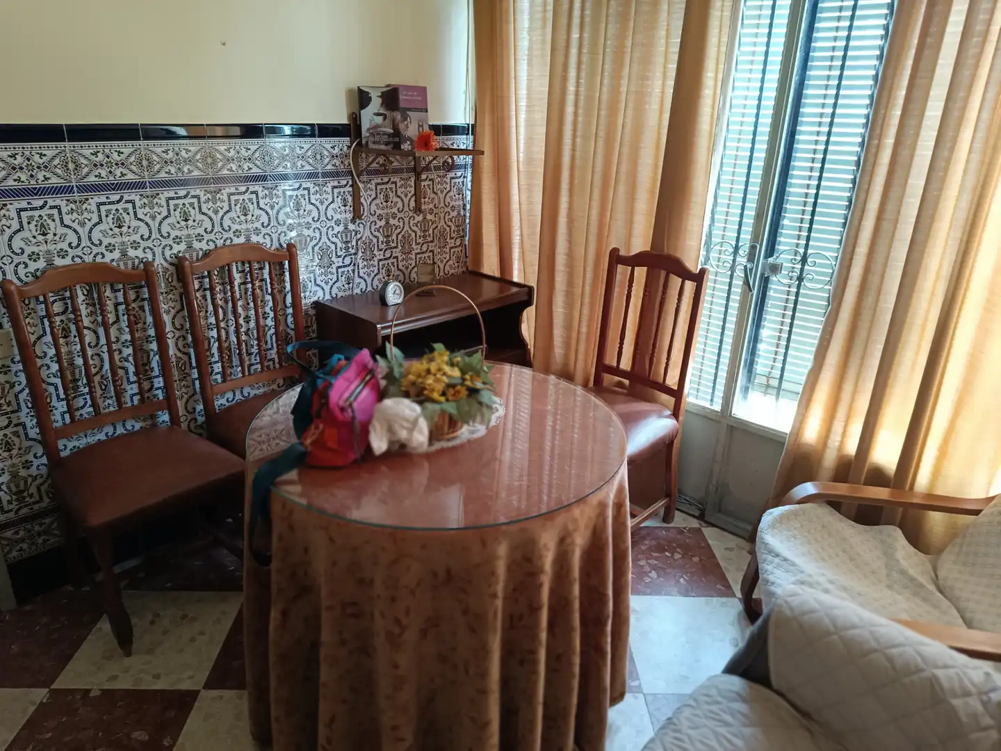 Menjador de Casa o xalet en venda en Brenes amb Traster, Moblat i Balcó