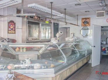 Local comercial en venda a Salburua - Arantzabela