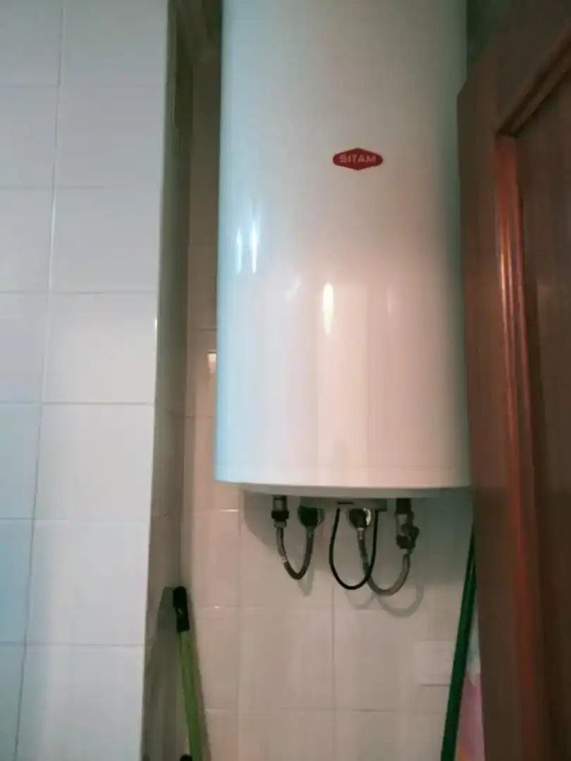 Baño de Piso en venta en Bareyo con Piscina