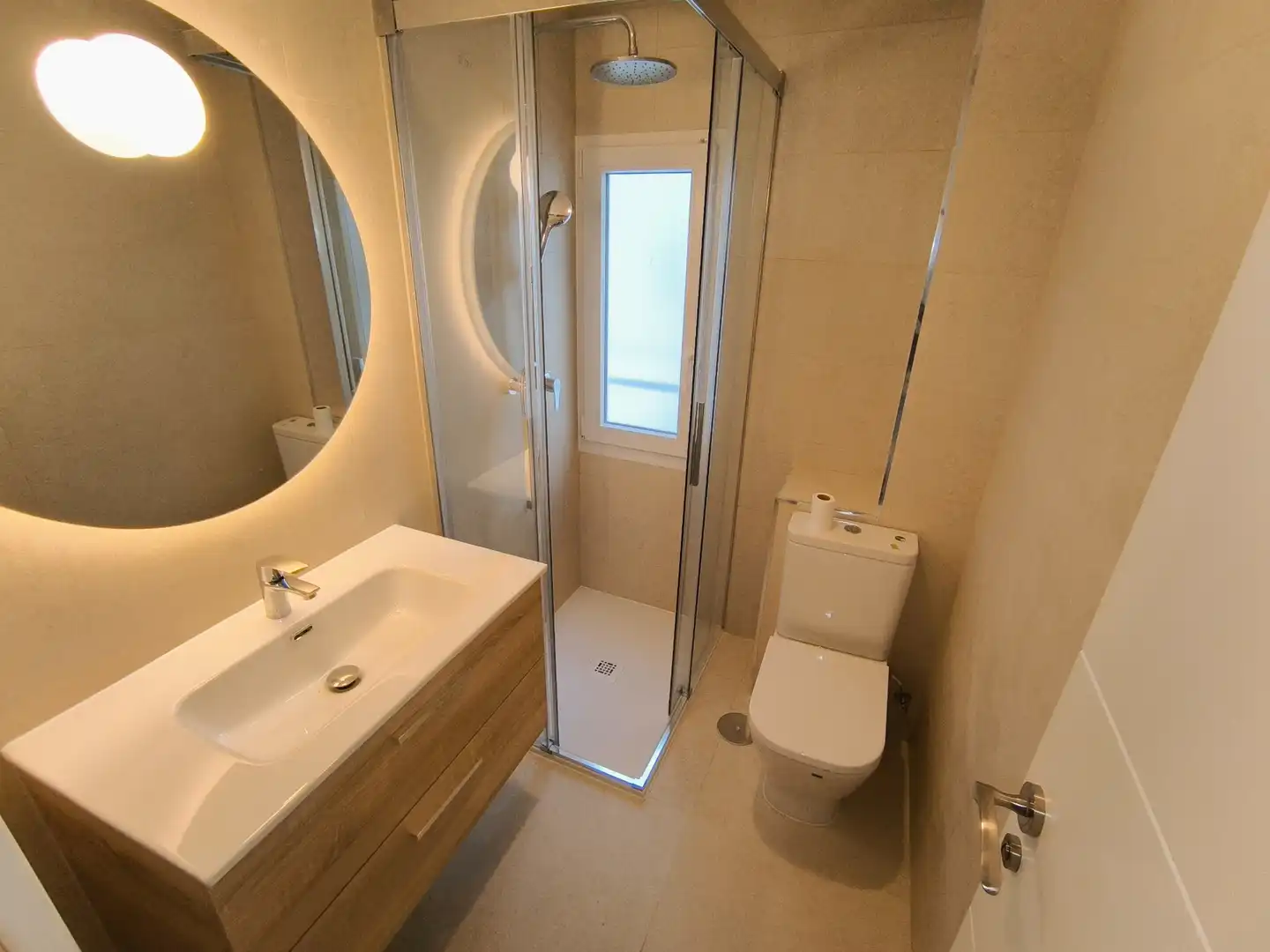 Bathroom of Flat for rent in Palencia  with Heating, Parquet flooring and Terrace