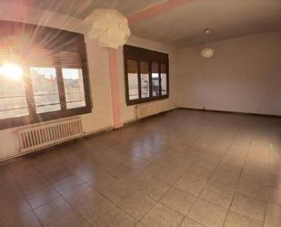 Living room of Flat to rent in Manresa  with Heating and Terrace