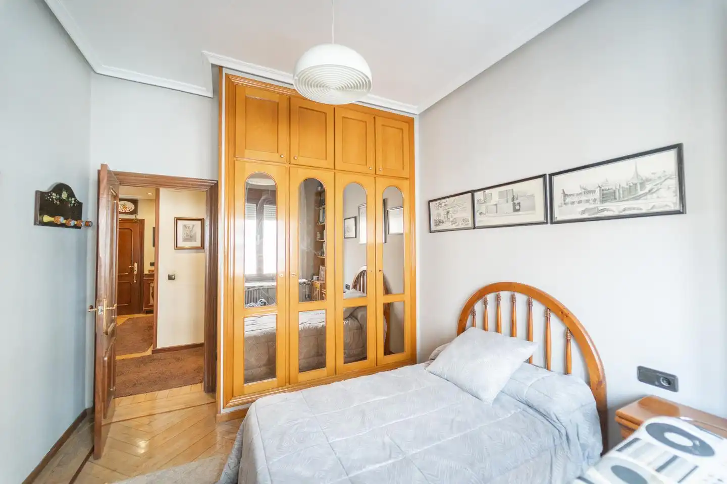 Piso con ascensor en venta en Calle Carreño Miranda, imagen 32
