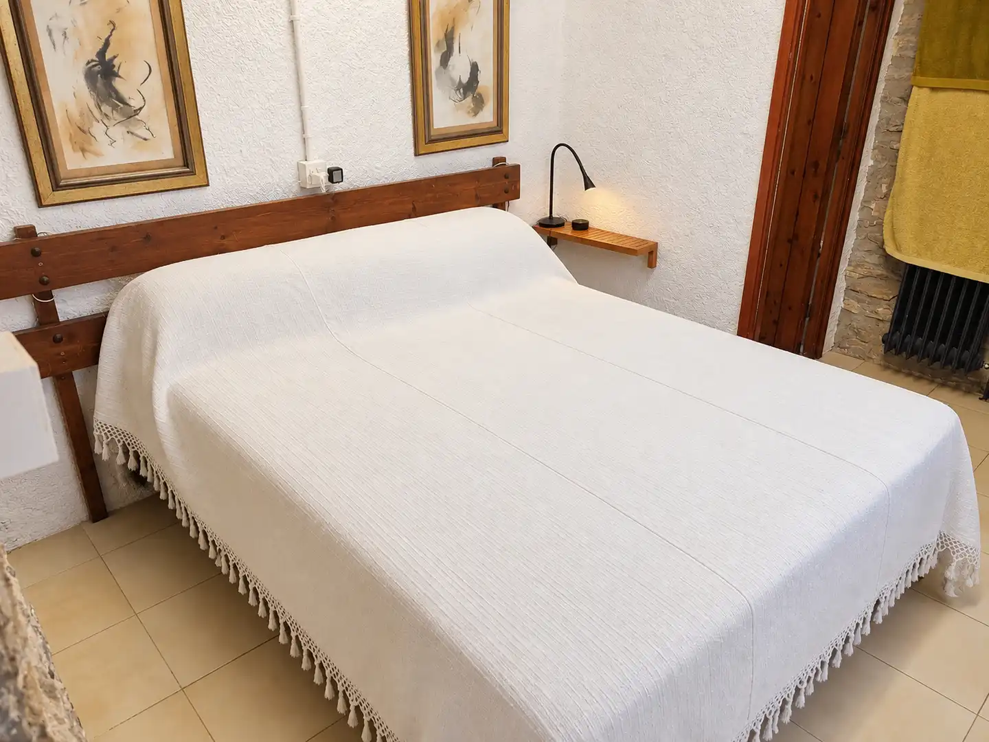 Dormitori de Casa o xalet en venda en Rupit i Pruit amb Calefacció, Terrassa i Moblat