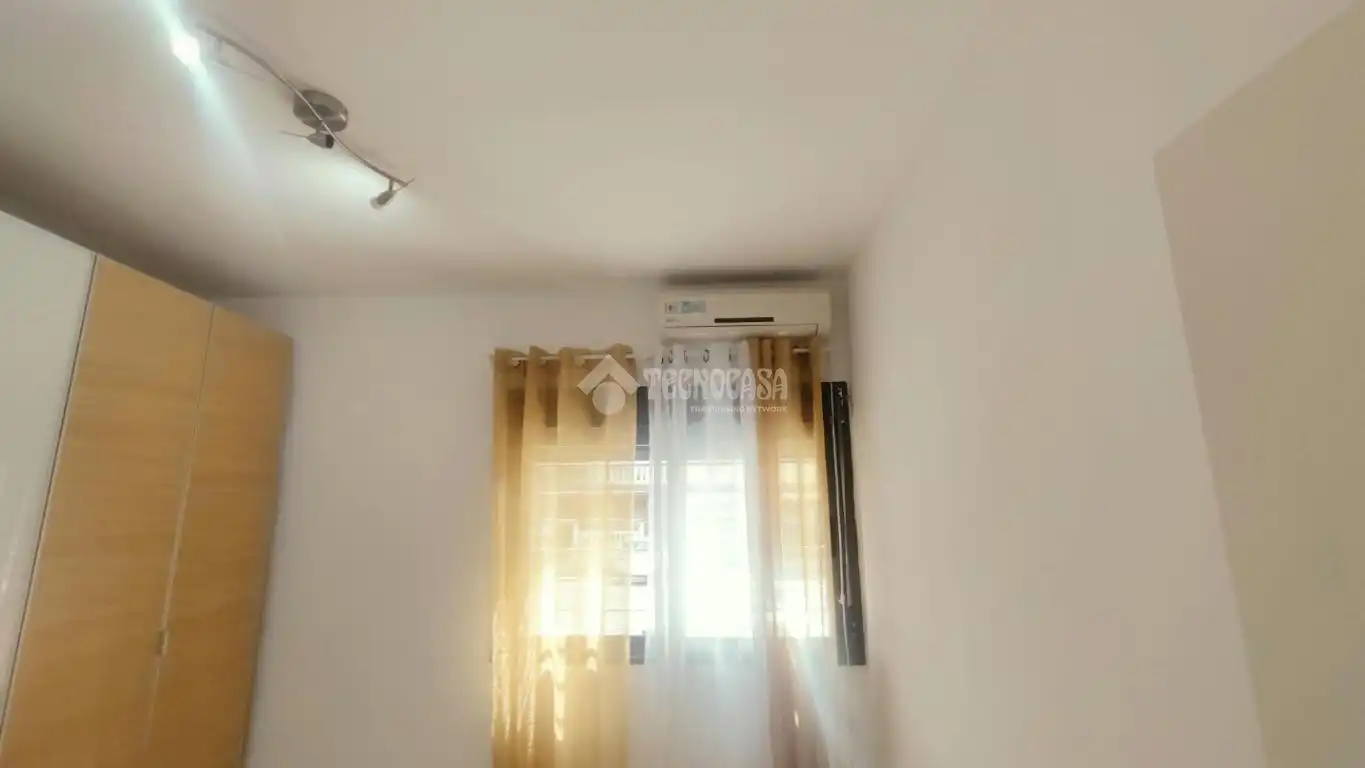 Habitación de Piso en venta en La Rinconada con Aire acondicionado
