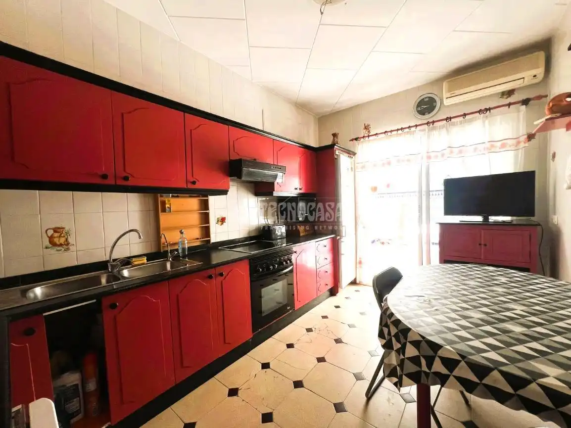 Küche von Wohnung zum Verkauf in Puente Genil mit Terrasse und Balkon
