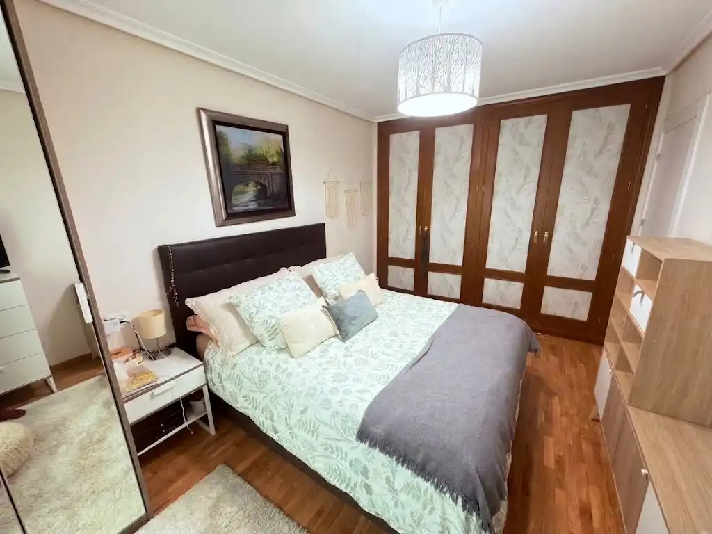Bedroom of Flat for sale in León Capital   with Heating, Parquet flooring and Terrace