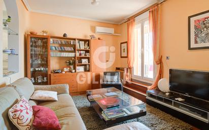 Sala d'estar de Àtic en venda en  Madrid Capital amb Aire condicionat, Calefacció i Terrassa